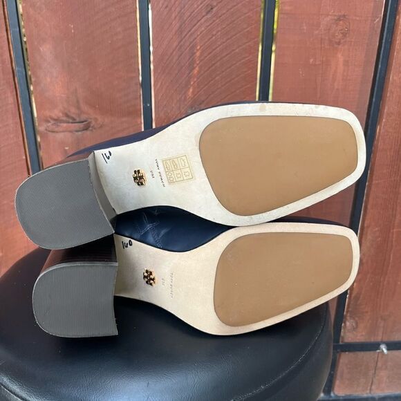 Tory Burch Equestrian Link Leather Ankle Bootie 85MM size 9M - Picture 7 of 7